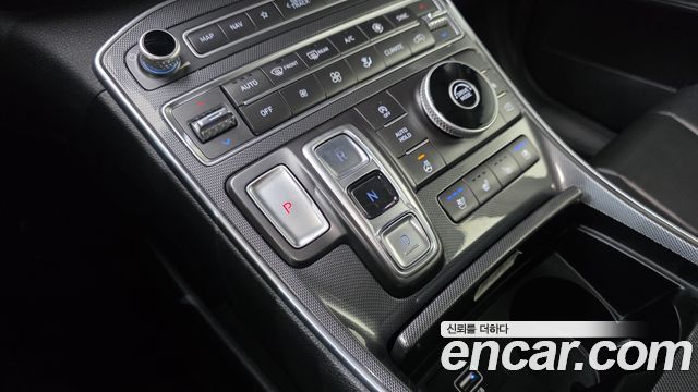 Hyundai Santa Fe Diesel 2.2 2WD Premium Choice 2021 — фото 9