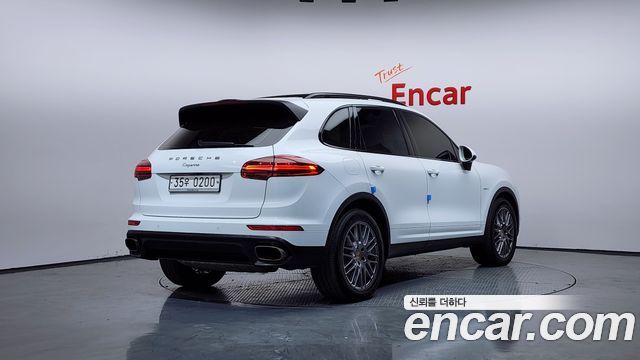 Porsche Cayenne 3.0 Diesel 958 2016 — фото 2