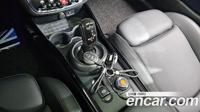 MINI Cooper Clubman Classic Plus Lite 2nd 2022 — фото 9