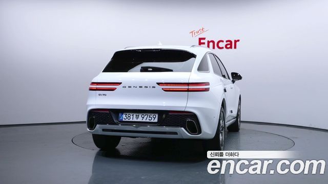 Genesis GV70 2.5T Gasoline 2WD 2022 — фото 4
