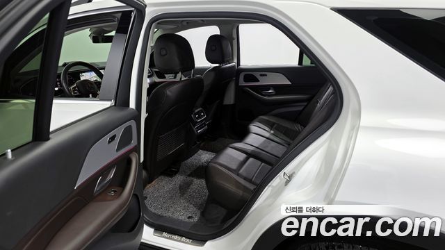 Mercedes-Benz GLE-Class (W167) GLE300d 4MATIC 2019 — фото 11