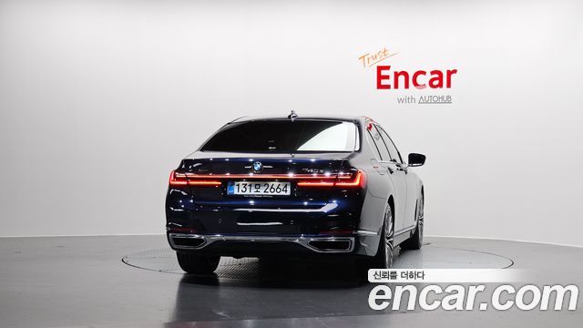 BMW 7 Series (G11) 740d xDrive Design Pure Excellence 2020 — фото 4