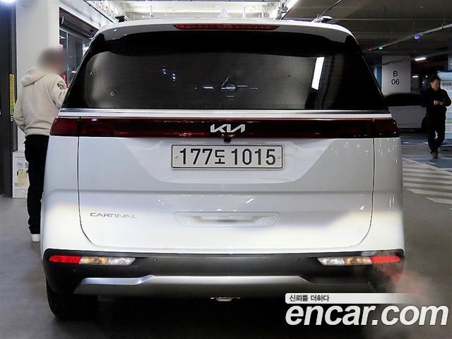 Kia Carnival (IV) Gasoline 9-Seater Signature 2022 — фото 4