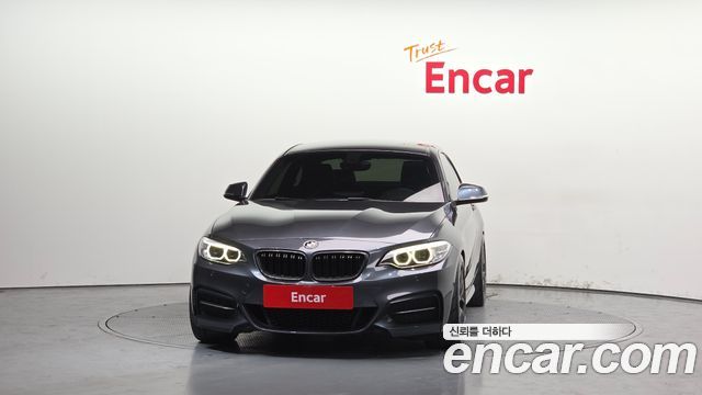 BMW 2 Series (F22) 220d M Sport Coupe 2015 — фото 3