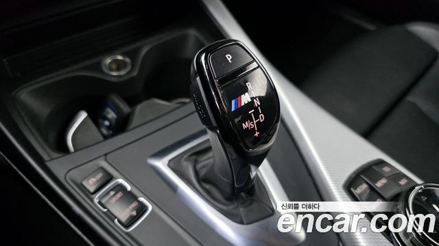BMW 2 Series (F22) 220d M Sport Coupe 2015 — фото 9