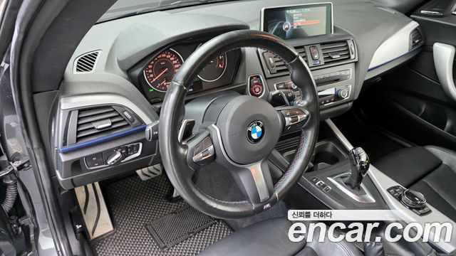 BMW 2 Series (F22) 220d M Sport Coupe 2015 — фото 13