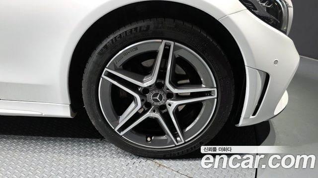 Mercedes-Benz C-Class (W205) C200 AMG Line 2021 — фото 5