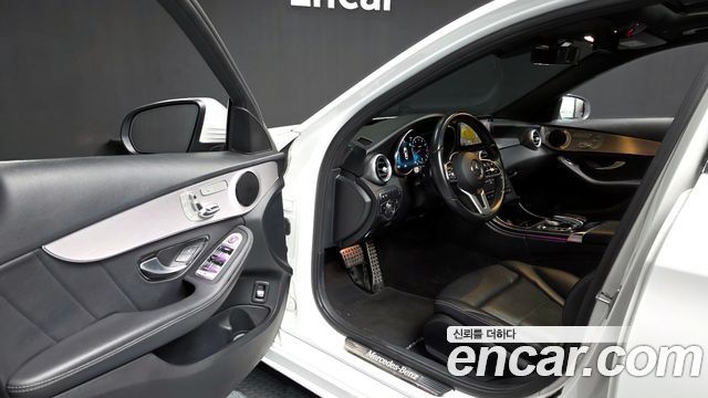 Mercedes-Benz C-Class (W205) C200 AMG Line 2021 — фото 10