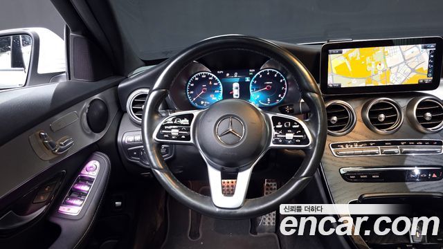 Mercedes-Benz C-Class (W205) C200 AMG Line 2021 — фото 17