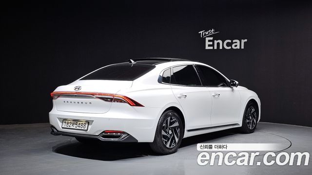 Hyundai Grandeur Hybrid (IG) Le Blanc 2022 — фото 2