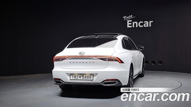Hyundai Grandeur Hybrid (IG) Le Blanc 2022 — фото 4