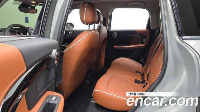 MINI Cooper SD Countryman ALL4 2nd 2021 — фото 16