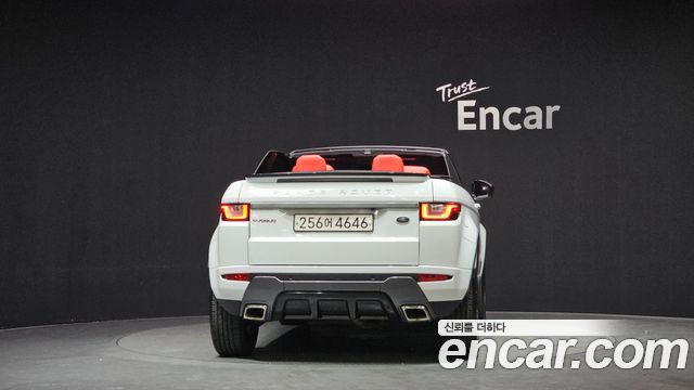 Land Rover Range Rover Evoque 2.0 TD4 SE Dynamic Convertible 2017 — фото 4