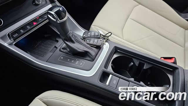 Audi Q3 (F3) 40 TFSI Quattro Premium 2025 — фото 9