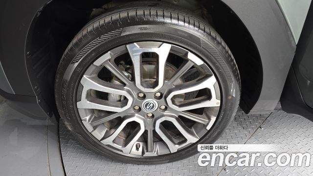 KG Mobility (SsangYong) Torres Gasoline 1.5 2WD T7 2023 — фото 5