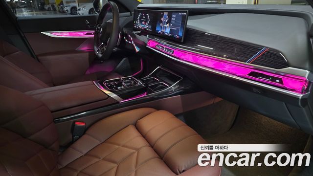 BMW 7 Series (G70) 740d xDrive M Sport 2025 — фото 18