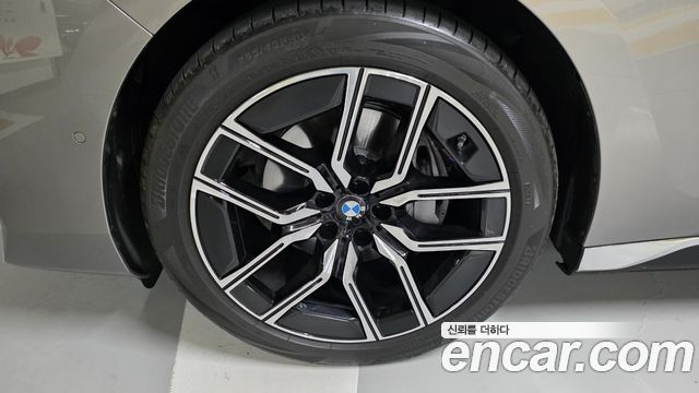 BMW 7 Series (G70) 740d xDrive M Sport 2025 — фото 22