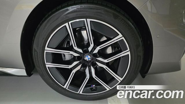 BMW 7 Series (G70) 740d xDrive M Sport 2025 — фото 23