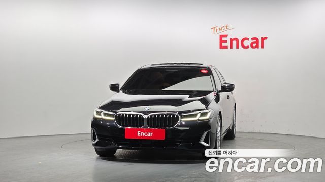 BMW 5 Series (G30) 520i Luxury 2022 — фото 3
