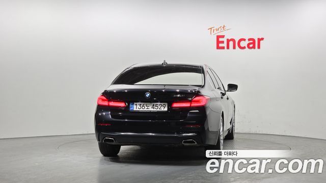 BMW 5 Series (G30) 520i Luxury 2022 — фото 4