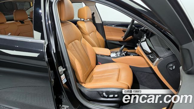 BMW 5 Series (G30) 520i Luxury 2022 — фото 12
