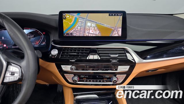 BMW 5 Series (G30) 520i Luxury 2022 — фото 19