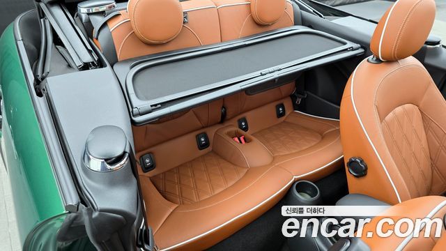 MINI Cooper S Convertible Classic Third Generation 2024 — фото 16