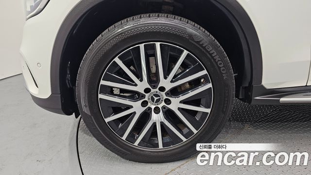 Mercedes-Benz GLC-Class (X253) GLC300e 4MATIC 2021 — фото 5