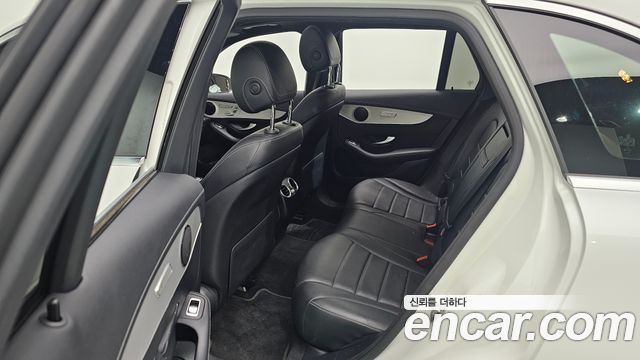 Mercedes-Benz GLC-Class (X253) GLC300e 4MATIC 2021 — фото 13