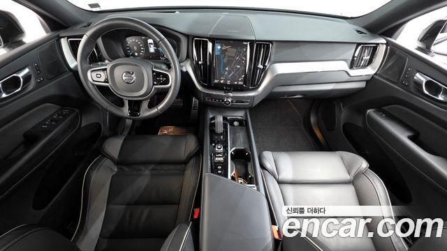 Volvo XC60 (II) T8 R-Design 2021 — фото 7