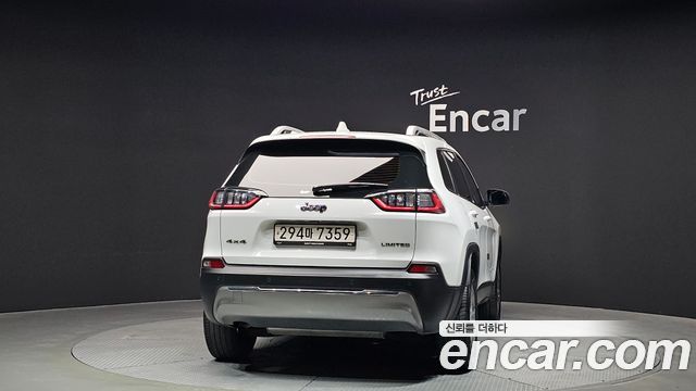 Jeep Cherokee (KL) 2.4 Limited AWD 2020 — фото 4
