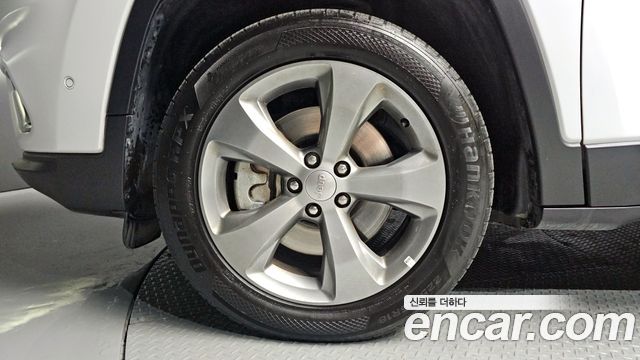 Jeep Cherokee (KL) 2.4 Limited AWD 2020 — фото 5