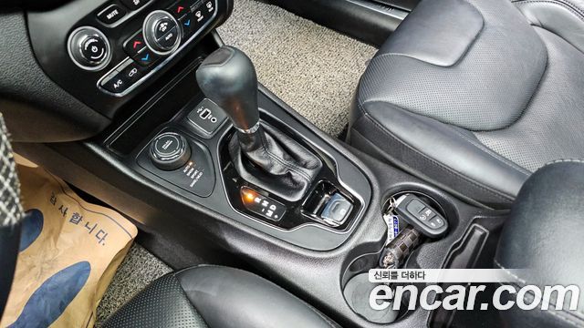 Jeep Cherokee (KL) 2.4 Limited AWD 2020 — фото 9