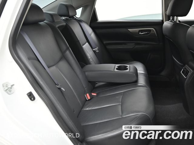 Nissan Altima 2.5 L33 2016 — фото 16