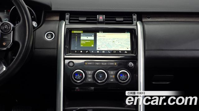 Land Rover Discovery 5 3.0 TD6 HSE Luxury 2017 — фото 14