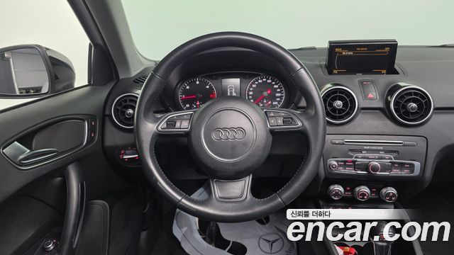 Audi A1 30 TDI Design Premium Sporback 2015 — фото 13