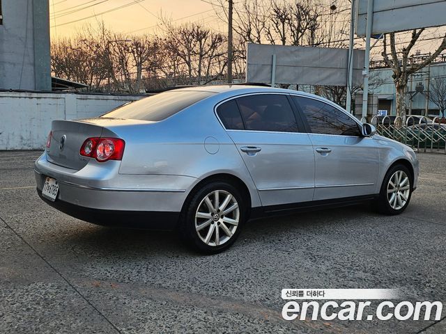 Volkswagen Passat 2.0 TDI Luxury Edition B6 2011 — фото 5
