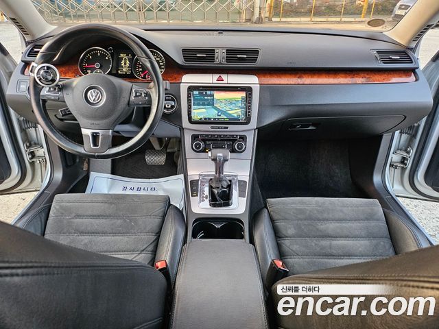 Volkswagen Passat 2.0 TDI Luxury Edition B6 2011 — фото 17