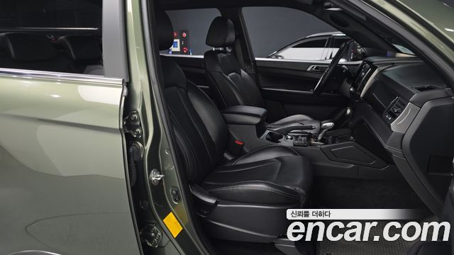 KG Mobility (SsangYong) Rexton Sports Khan Diesel 2.2 4WD Prestige 2023 — фото 10