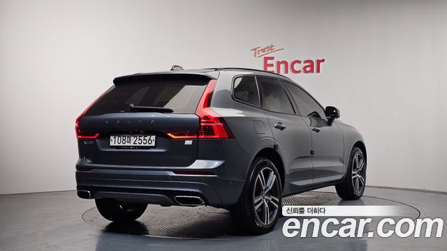 Volvo XC60 (II) T8 R-Design 2021 — фото 2