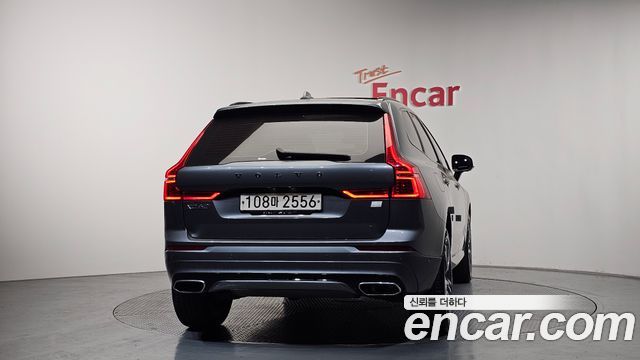 Volvo XC60 (II) T8 R-Design 2021 — фото 4