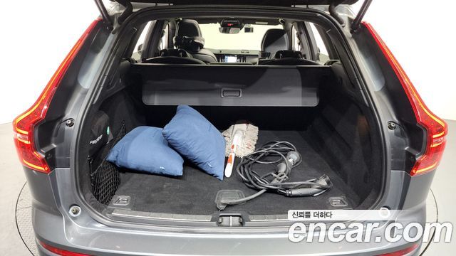 Volvo XC60 (II) T8 R-Design 2021 — фото 20