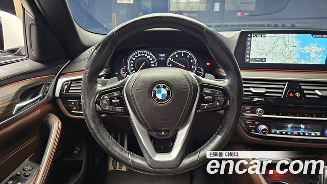 BMW 5 Series (G30) 530i M Sport Package Plus 2018 — фото 13