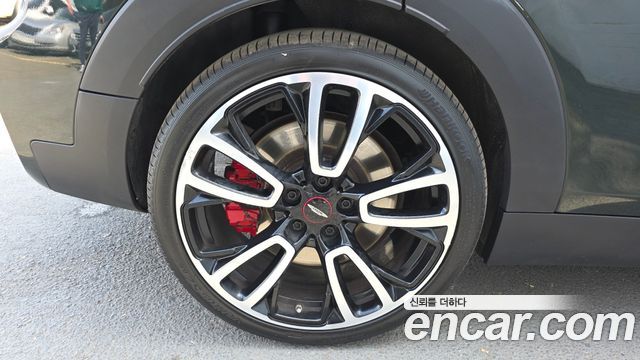 MINI Cooper S Clubman JCW 2nd Gen 2023 — фото 5