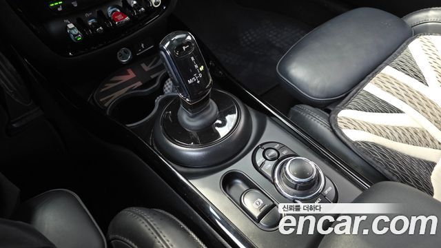 MINI Cooper S Clubman JCW 2nd Gen 2023 — фото 9