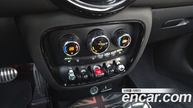 MINI Cooper S Clubman JCW 2nd Gen 2023 — фото 17