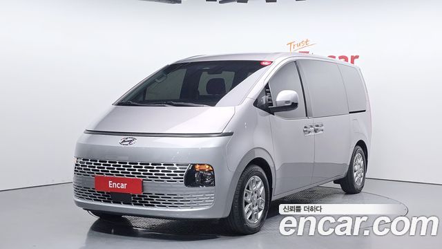 Hyundai Staria Tourer 9-Seater Modern 2023 — фото 1