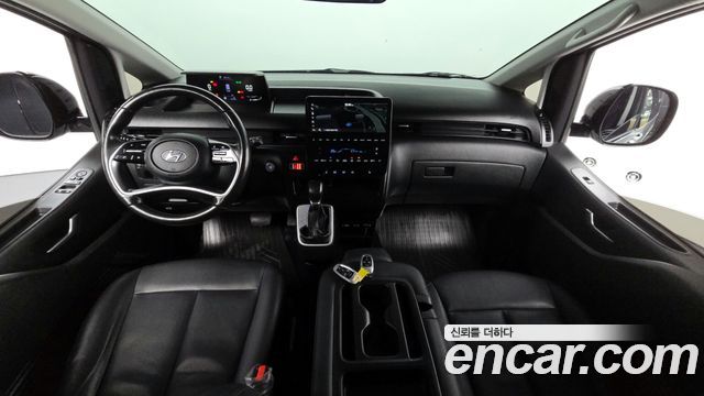Hyundai Staria Tourer 9-Seater Modern 2023 — фото 7