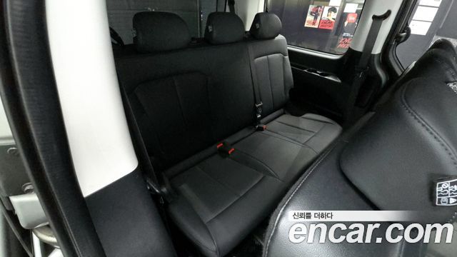Hyundai Staria Tourer 9-Seater Modern 2023 — фото 13