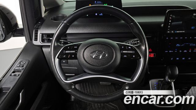 Hyundai Staria Tourer 9-Seater Modern 2023 — фото 14